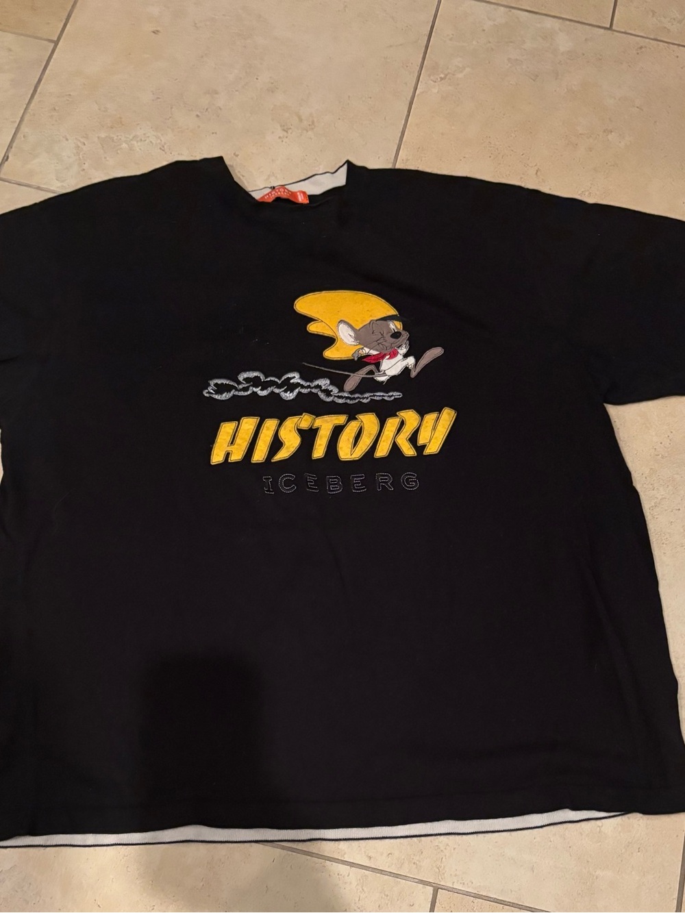 Iceberg Vintage Black Graphic Sweater Tee with Yellow 'History' Design XL